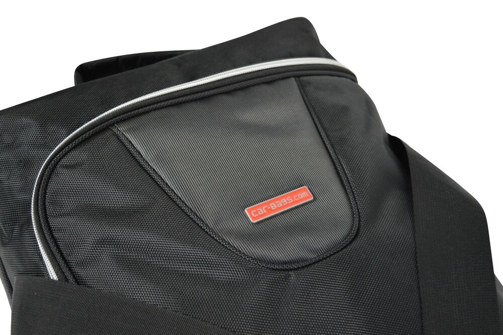 Carbags Reisetaschenset Mitsubishi Colt 5-t&uuml;rig Flie&szlig;heck 2004 - 2009