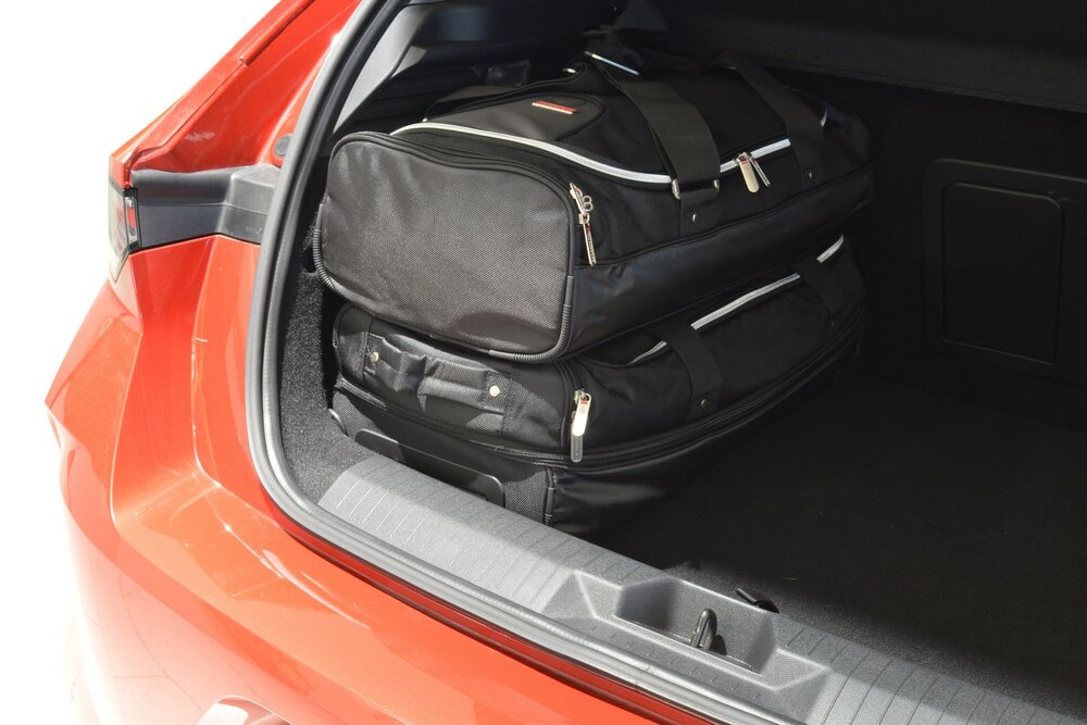 Carbags Reisetaschenset Opel Astra L 5-t&uuml;rig Flie&szlig;heck ab 2021