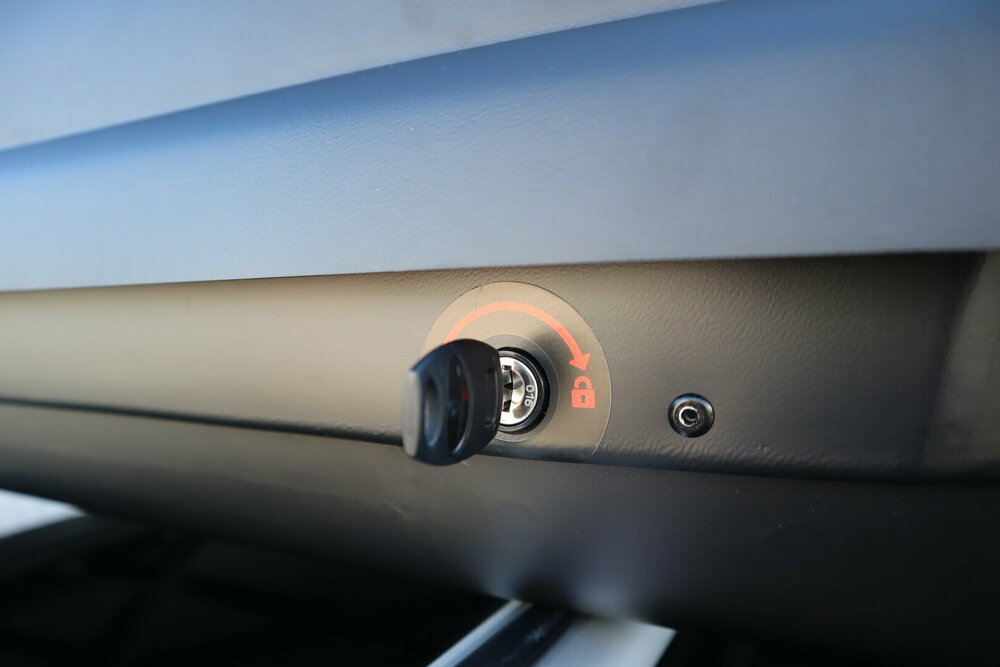 PerfectFit Dachbox 500 Liter + PerfectFit Dachtr&auml;ger Jaguar E-Pace ab 2018