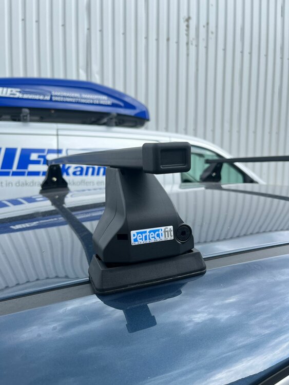 ArtPlast Dachbox 400 Liter + PerfectFit Dachtr&auml;ger Peugeot 607 4-t&uuml;rige Limousine 2005 - 2010