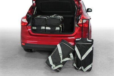Carbags Reisetaschenset Ford Focus III 2010-2018 5-T&uuml;rer Schr&auml;gheck