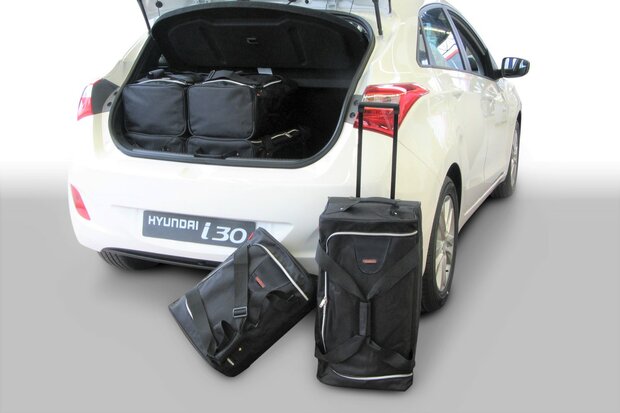 Carbags Reisetaschenset Hyundai i30 (GD) 5-t&uuml;rig Flie&szlig;heck 2012 - 2017