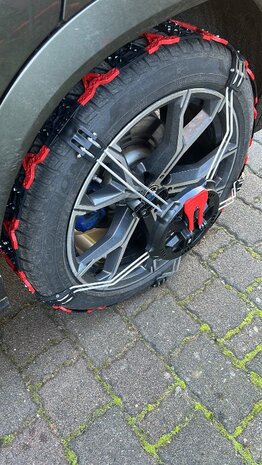 Lauffl&auml;chen Schneeketten Modula polaire grip 325/60R15