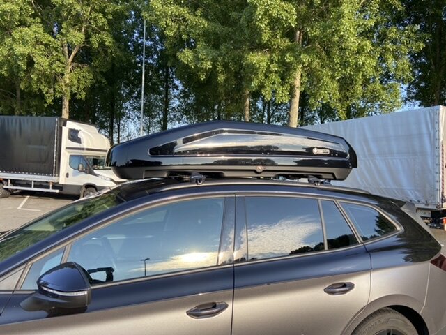 Modula Evo Dachkoffer 550 Liter hochglanz schwarz