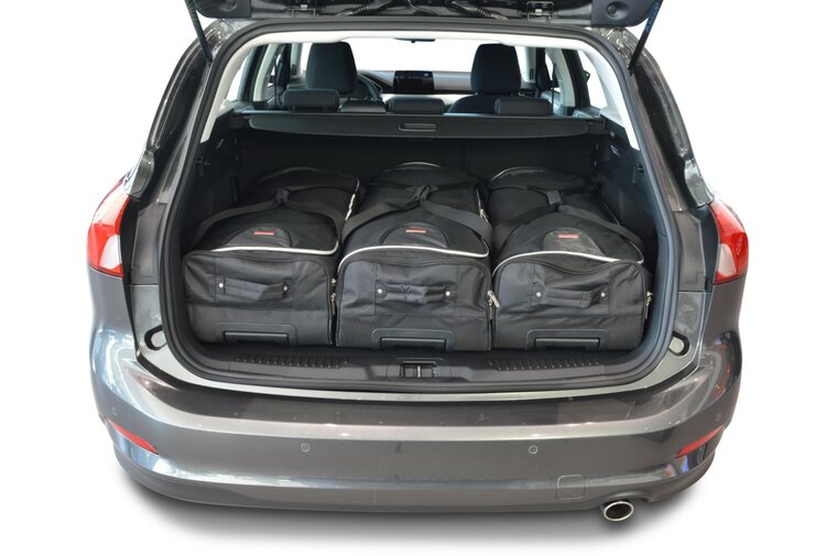 Carbags Reisetaschenset Ford Focus IV Kombi ab 2018