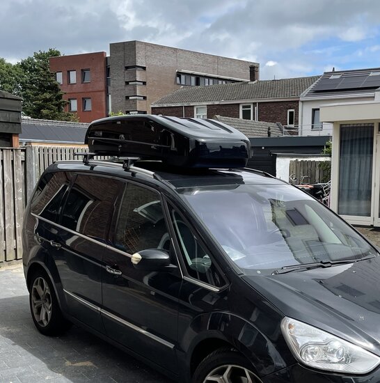 Modula Evo Dachkoffer 470 Liter hochglanz schwarz