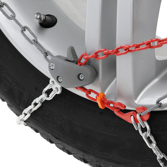 Gran Pree Schneeketten 9mm Cupra Formentor ab 2020 f&uuml;r Ihre Reifengr&ouml;&szlig;e  245/45R18