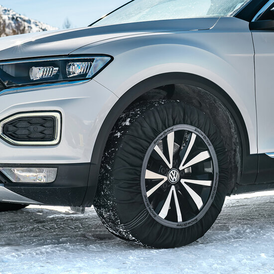 Snowdrive Schneesocken Volvo V60 ab 2018 f&uuml;r Ihre Reifengr&ouml;&szlig;e 225/50R17