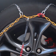 PerfectFit Schneeketten 9mm Mini Countryman ab 2024 f&uuml;r Ihre Reifengr&ouml;&szlig;e 225/55R18