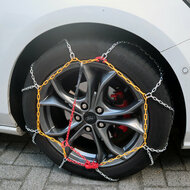 PerfectFit Schneeketten 9mm Porsche 718 Cayman ab 2016 f&uuml;r Ihre Reifengr&ouml;&szlig;e 265/45R18